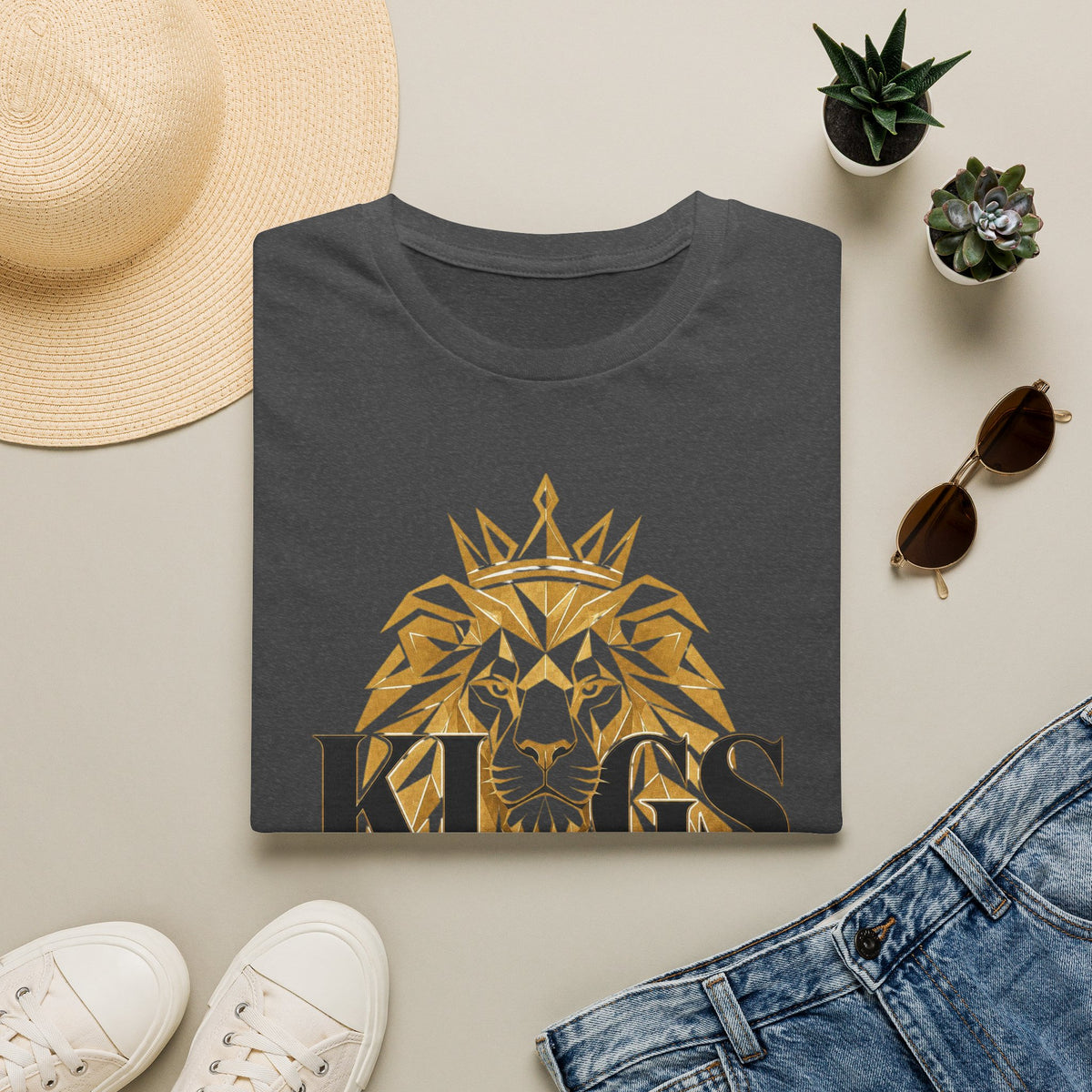 Kings Don't Fold T‑Shirt — Gold Lion Crown Graphic Tee
