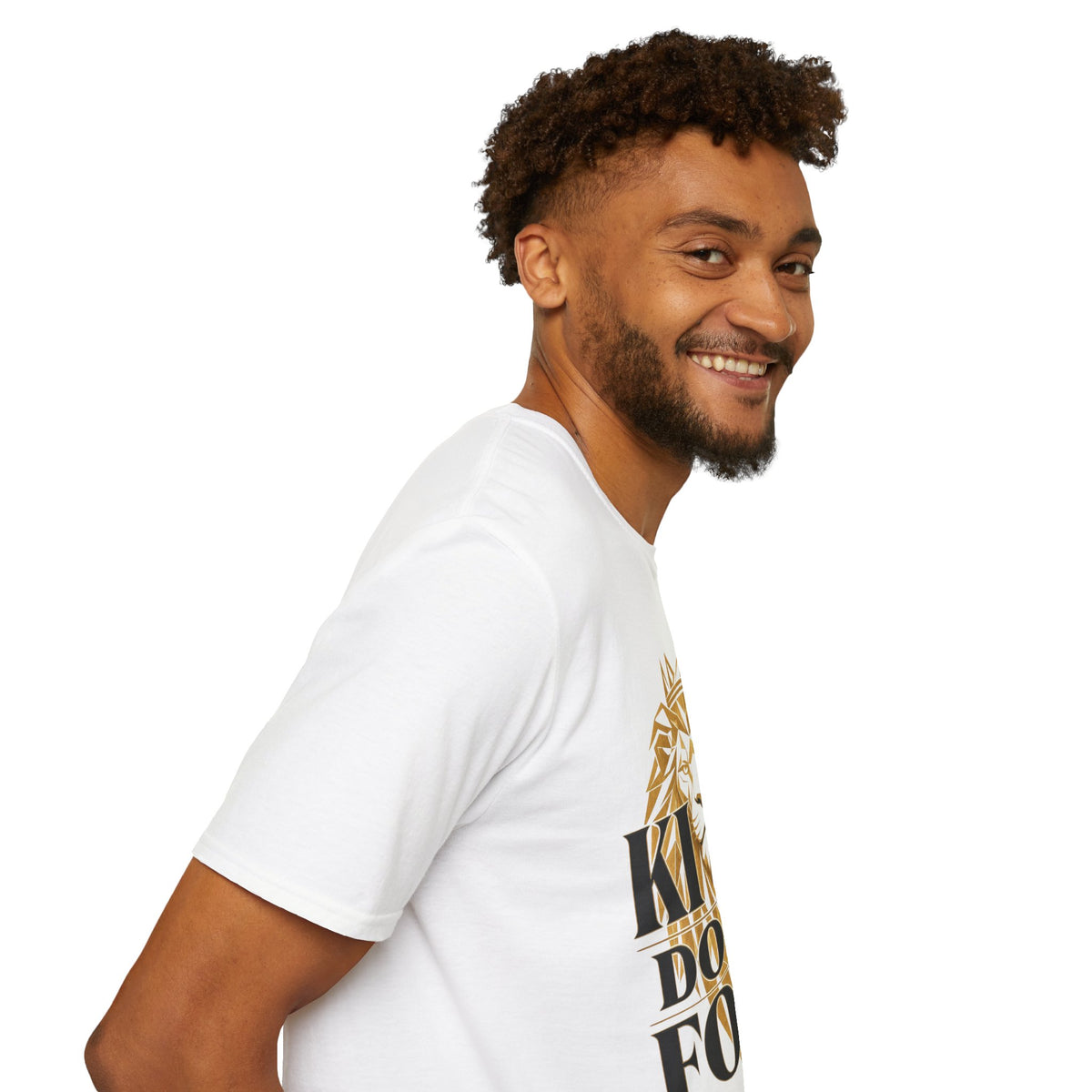 Kings Don't Fold T‑Shirt — Gold Lion Crown Graphic Tee