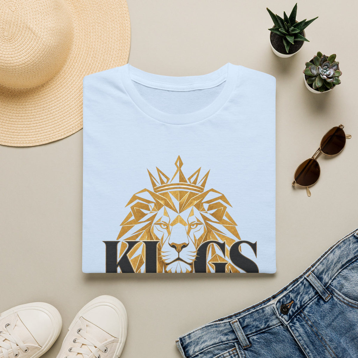 Kings Don't Fold T‑Shirt — Gold Lion Crown Graphic Tee