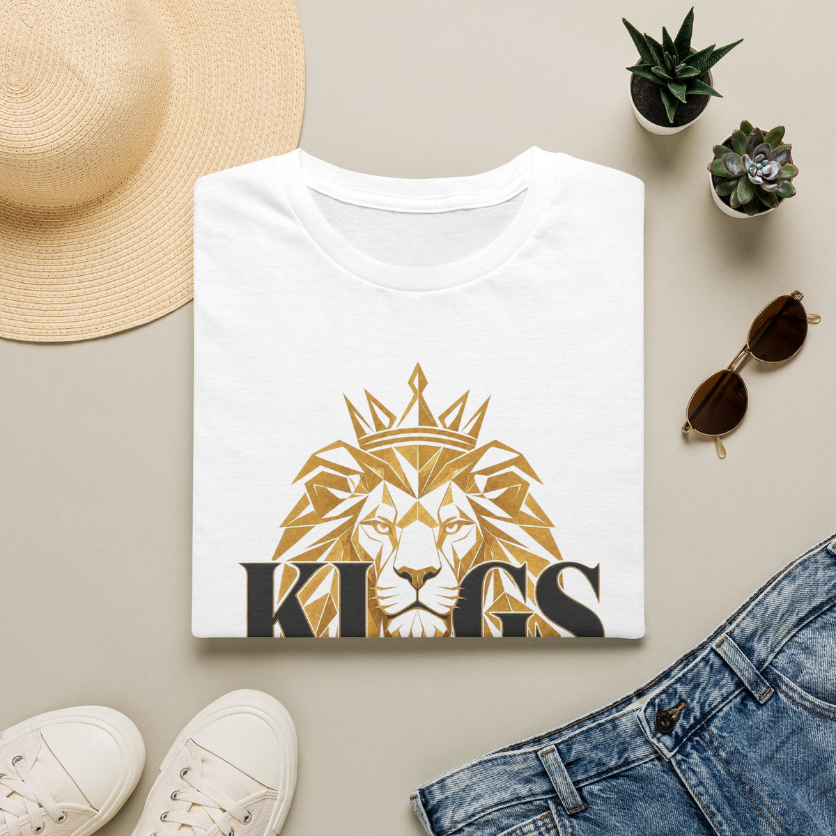 Kings Don't Fold T‑Shirt — Gold Lion Crown Graphic Tee