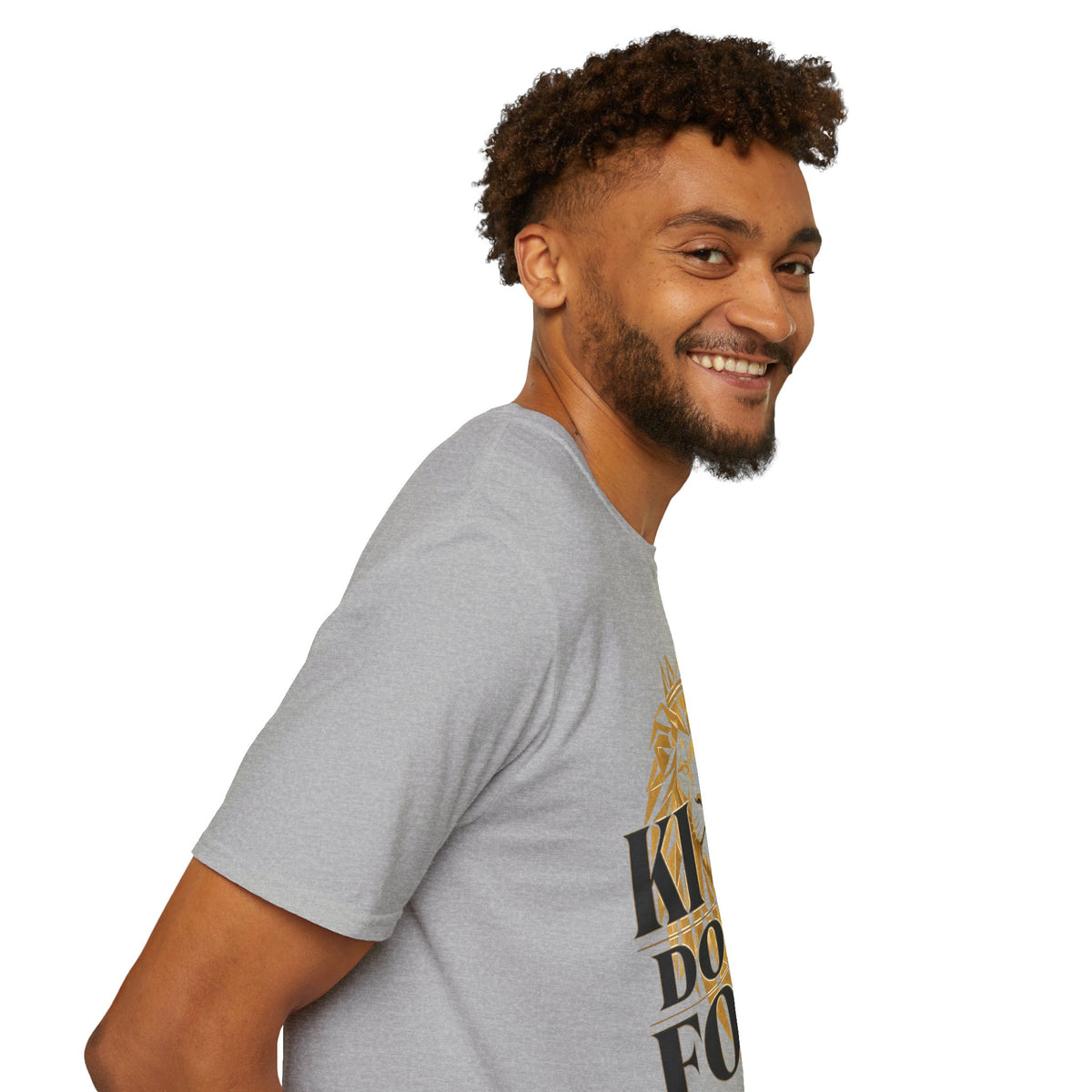 Kings Don't Fold T‑Shirt — Gold Lion Crown Graphic Tee